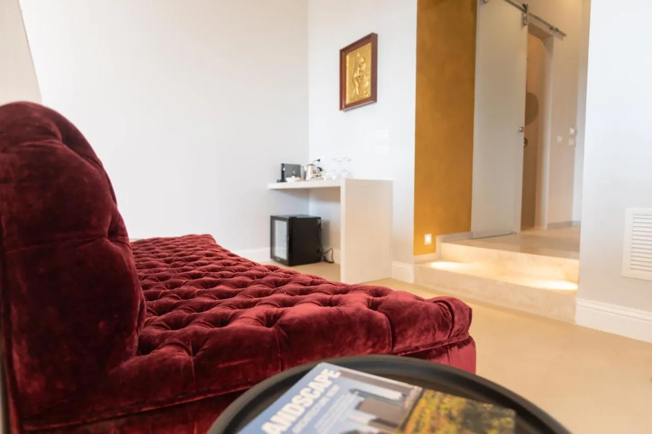 Domus 21 Luxury Suites Rome 5*,